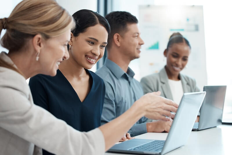 benefícios treinamento corporativo ead
